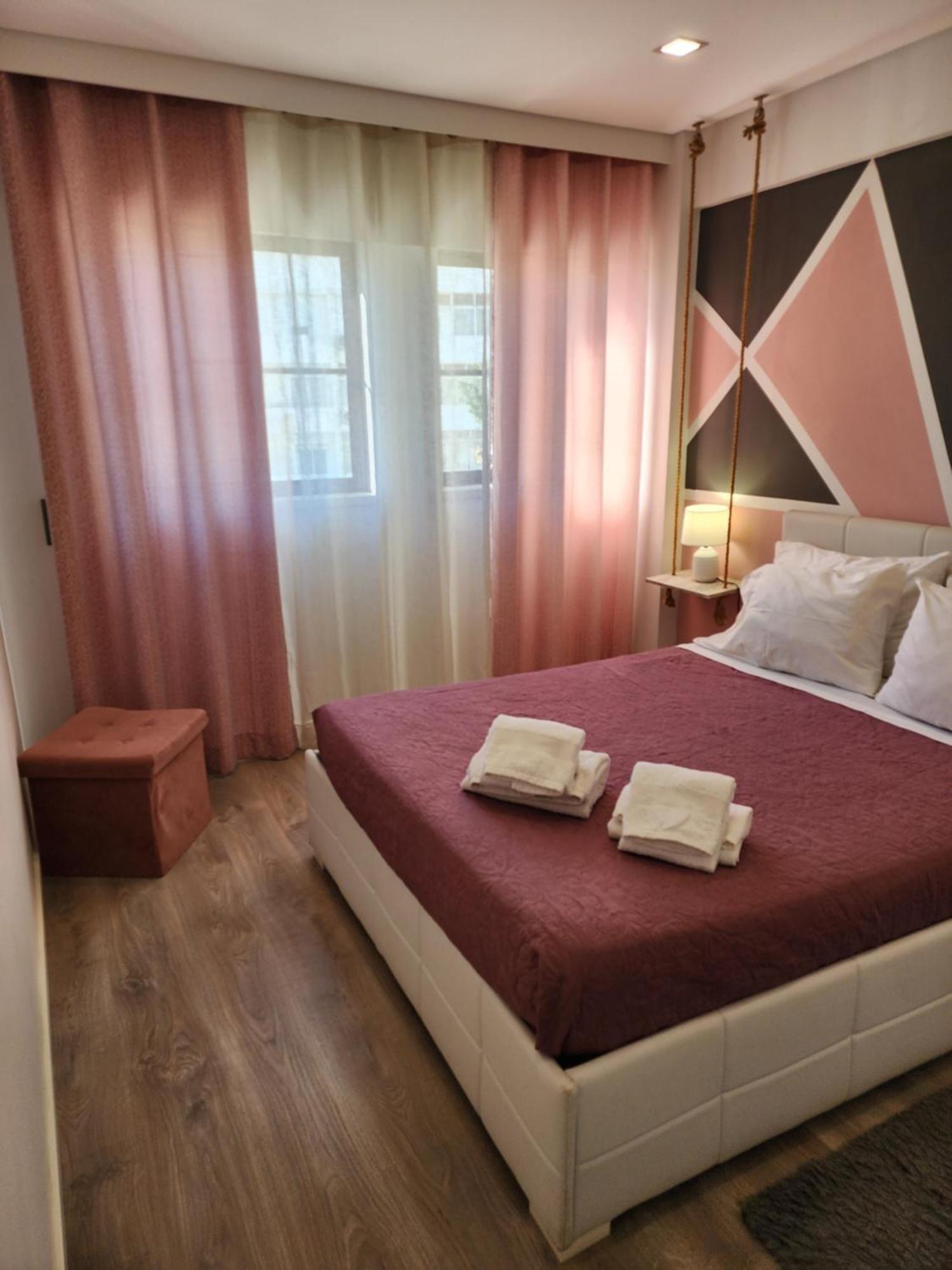 Ria Center Apartment - Left Faro Luaran gambar
